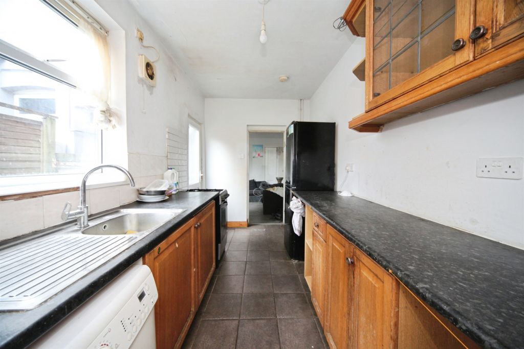 Property photo 3 of 17