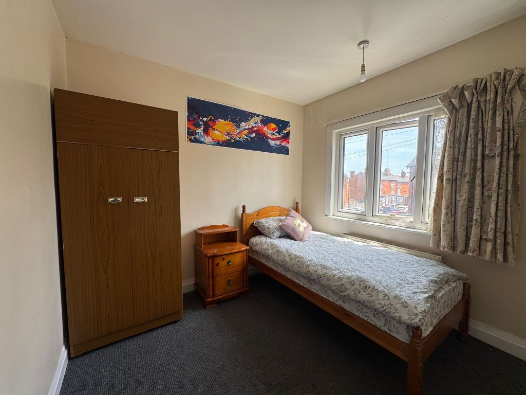 Property photo 2 of 6