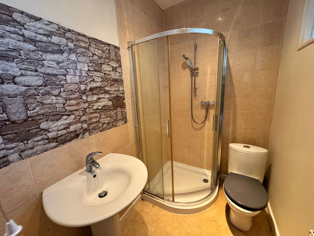 Property photo 3 of 3