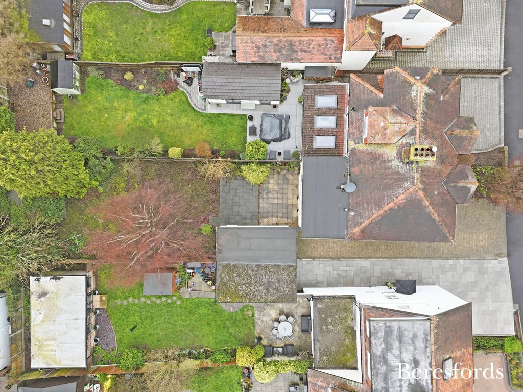 Property photo 2 of 27 Picture No. 09