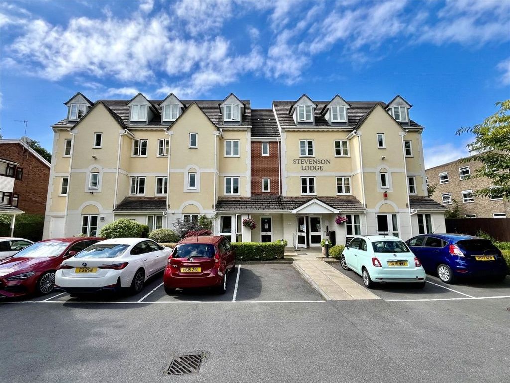 Property photo 1 of 10