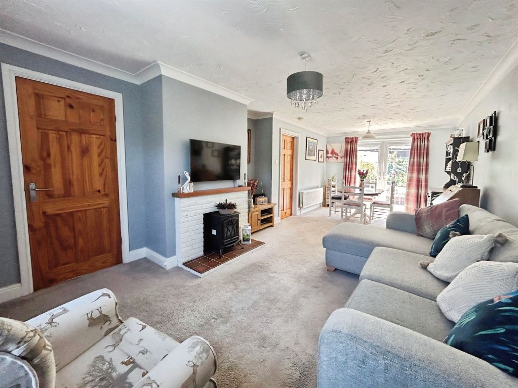 Property photo 3 of 31