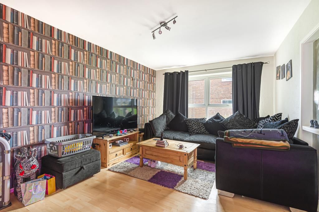 Property photo 3 of 10 Reception