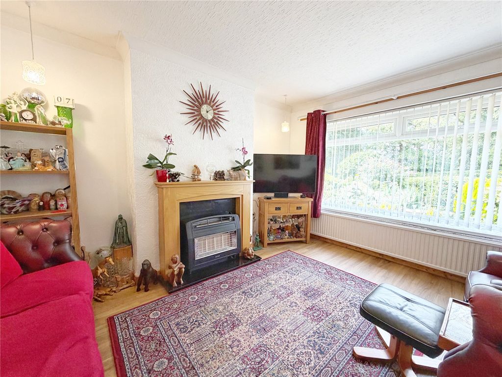 Property photo 2 of 21 Picture No. 04