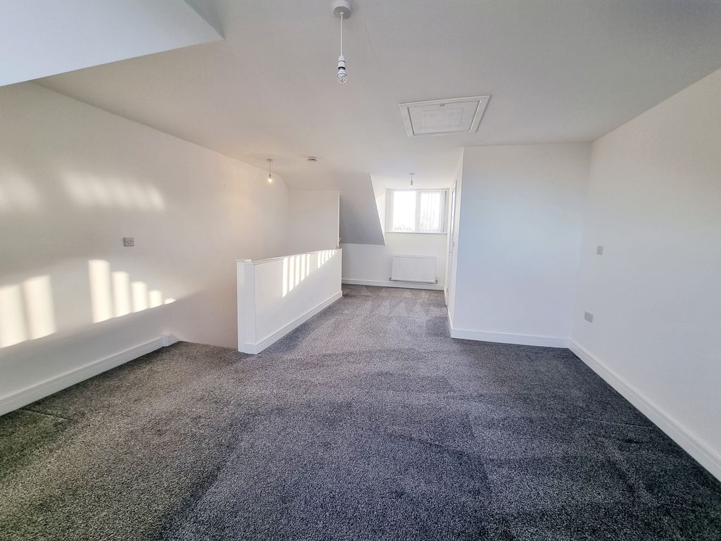 Property photo 2 of 13 Master Bedroom