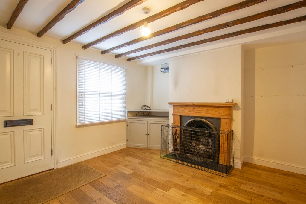 Property photo 3 of 15 Living Room