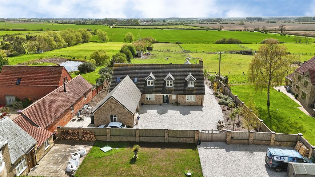 Property photo 1 of 33