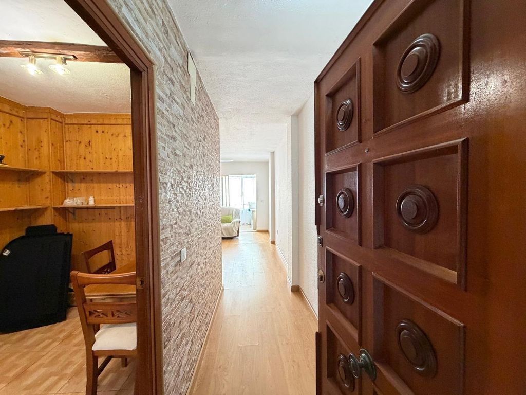 Property photo 2 of 50