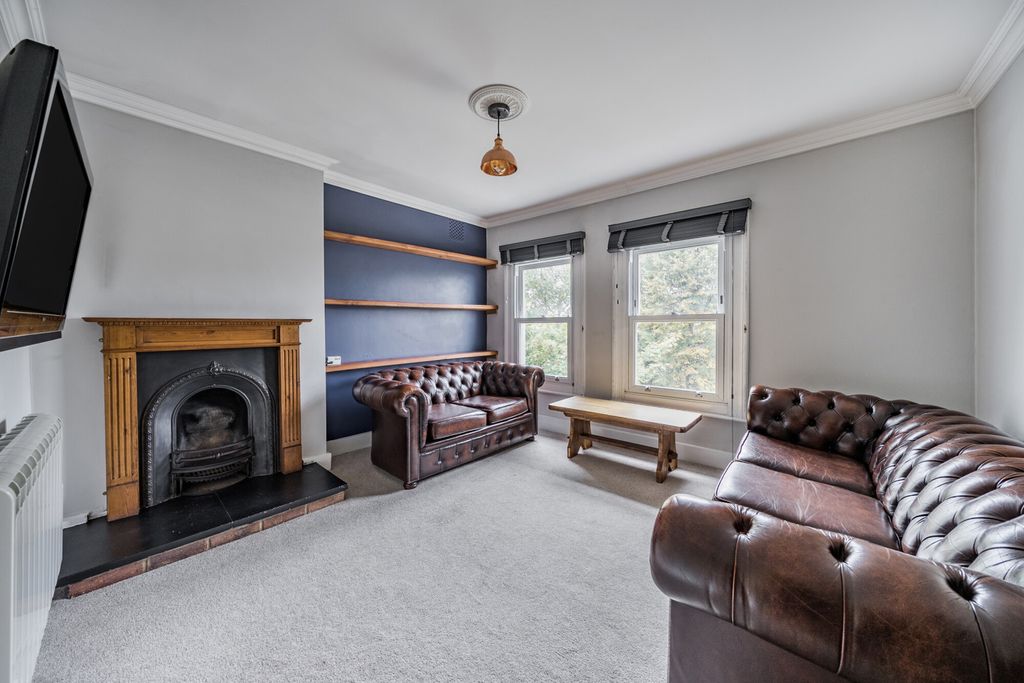 Property photo 2 of 13 Reception