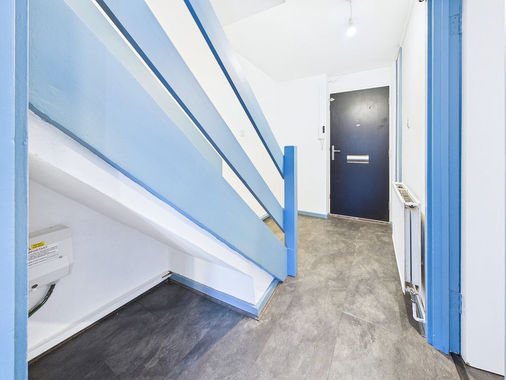 Property photo 3 of 24