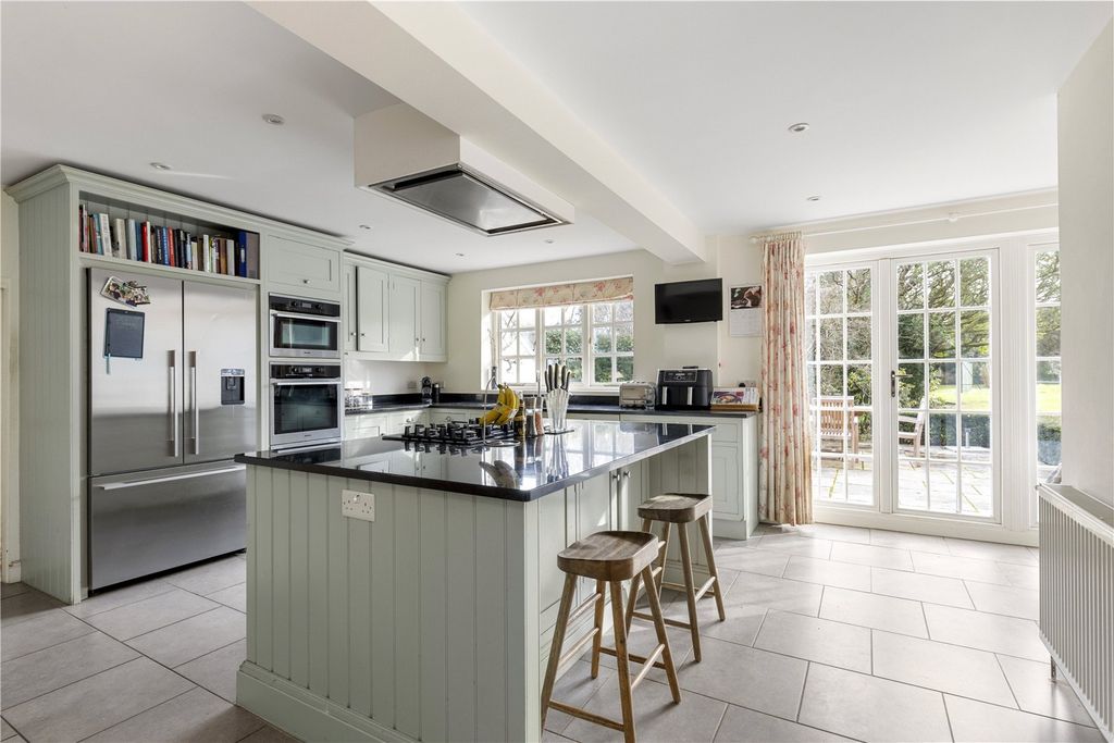 Additional image 6 of 6 bed detached house for saleGeorge Eliot Close, Witley, Godalming, Surrey GU8
