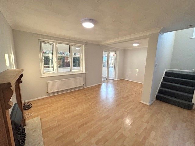 Property photo 2 of 14 Living Room