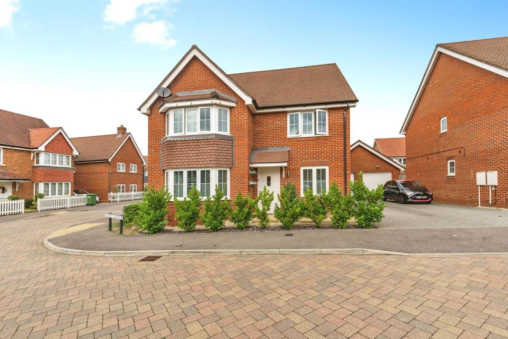 Property photo 1 of 20 Pbox-Img.Jpg