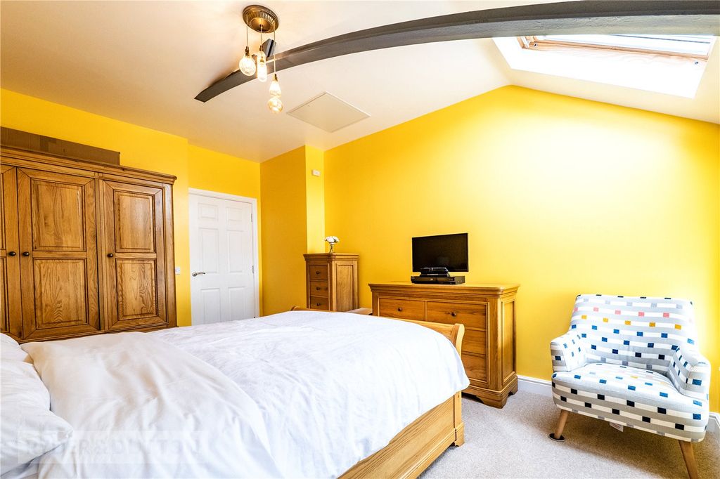 Additional image 13 of 2 bed flat for saleHaworth Close, Halifax, West Yorkshire HX1