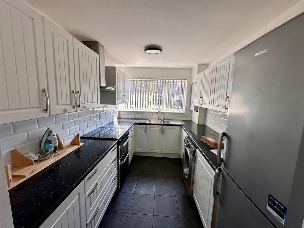 Property photo 2 of 14 Kitch.Jpg