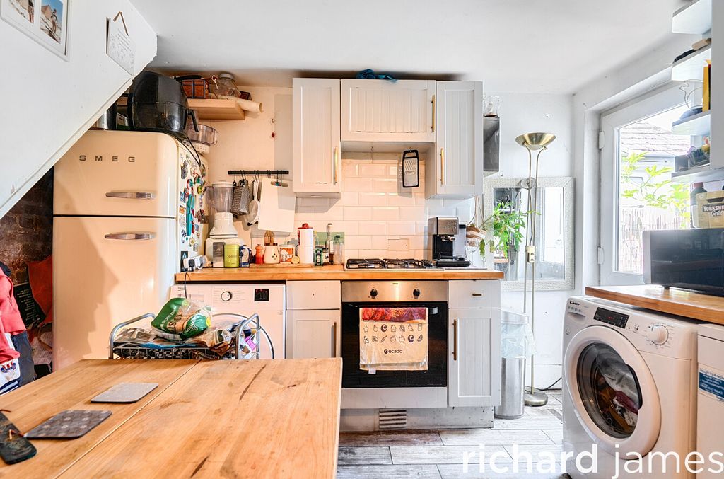 Property photo 3 of 12 52A2610d61cd48478Dd4c569E2B5d70E