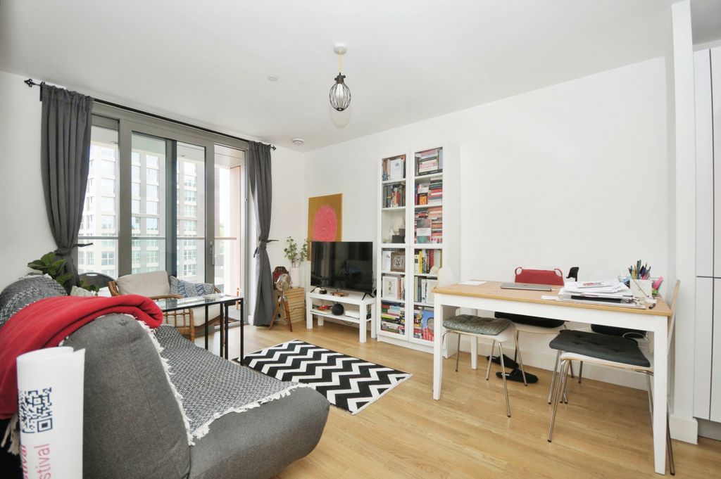 Property photo 1 of 17 Photography