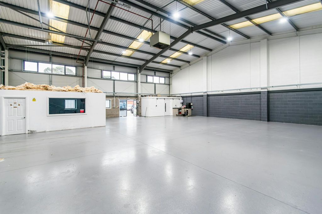 Property photo 3 of 6 2.Jpg