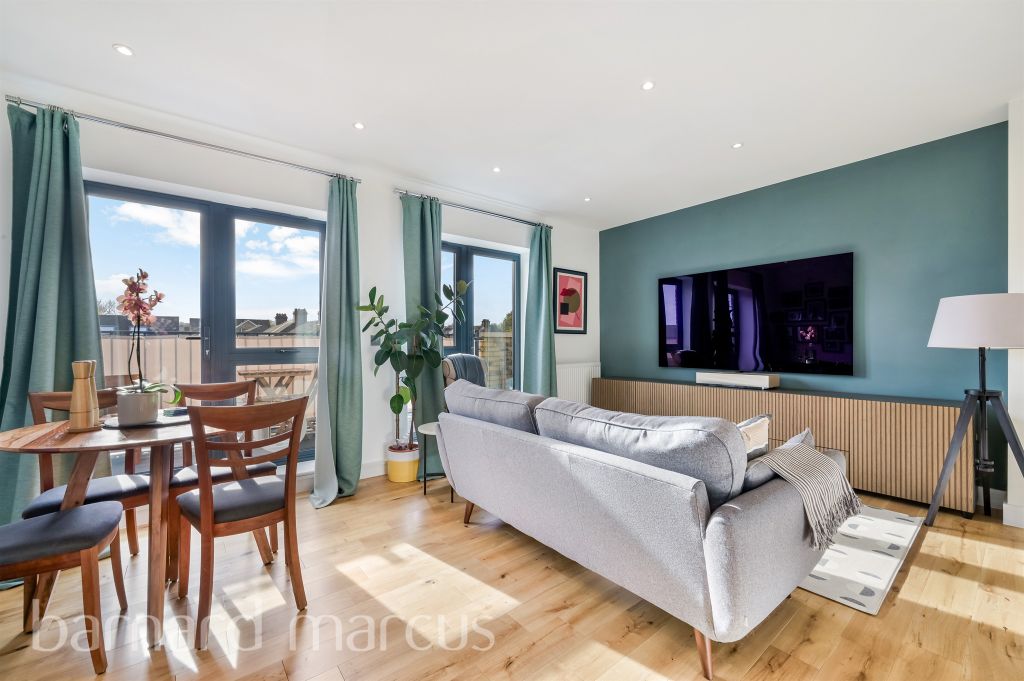 Property photo 2 of 12