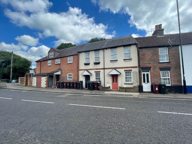 Property photo 1 of 6 Photo 8