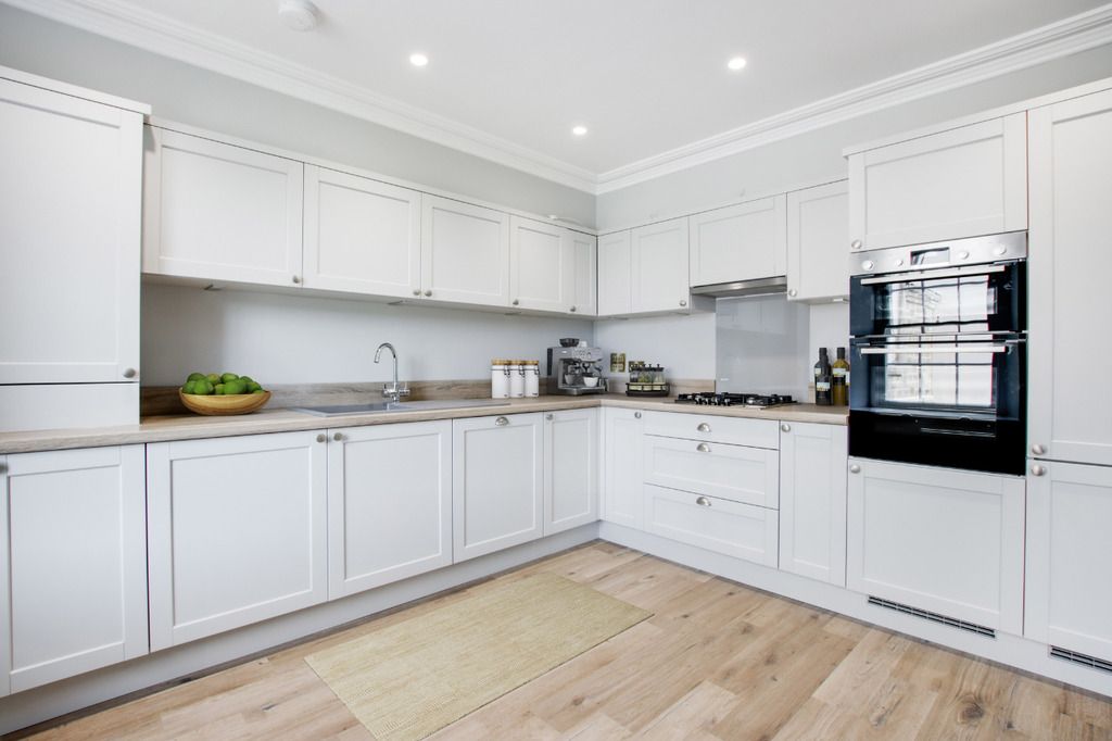 Property photo 3 of 8 1