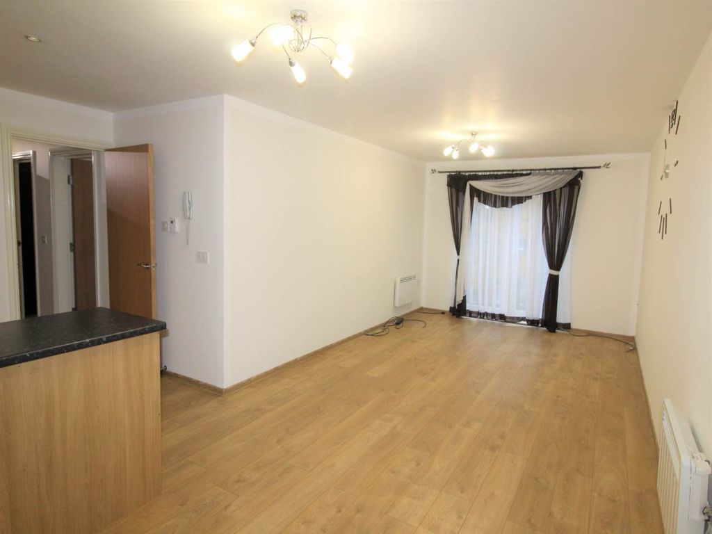 Property photo 2 of 18 Img_0605