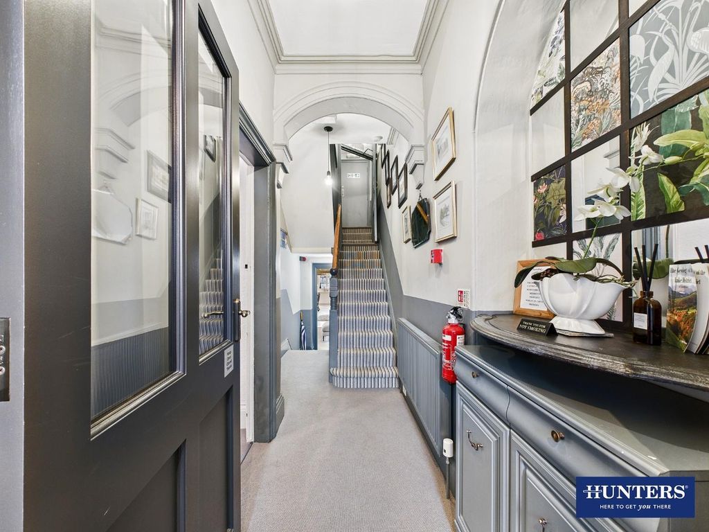 Property photo 3 of 32 Entrance Hallway