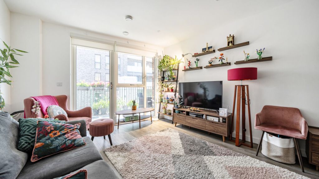 Property photo 1 of 16