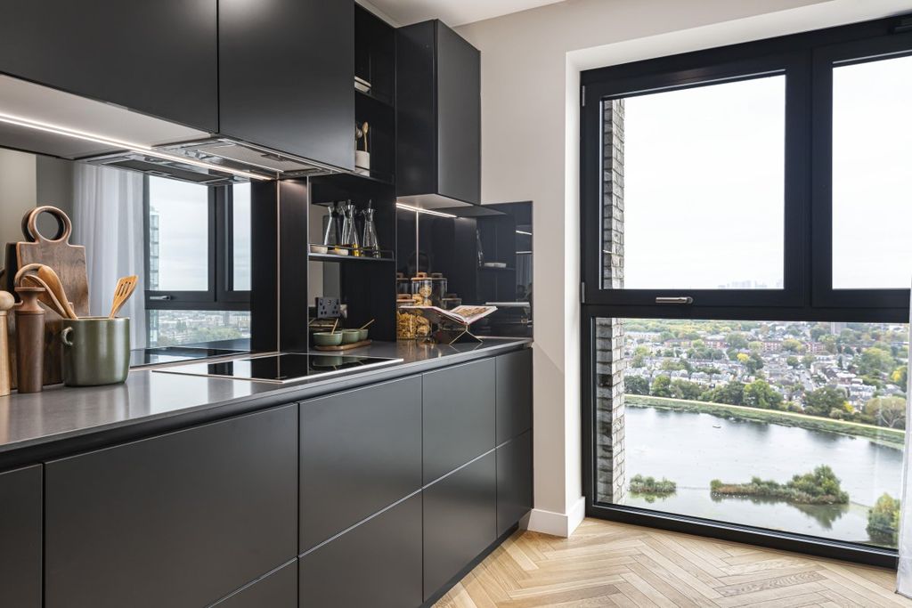 Property photo 3 of 9