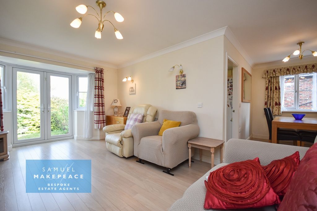 Property photo 3 of 19 Gallery