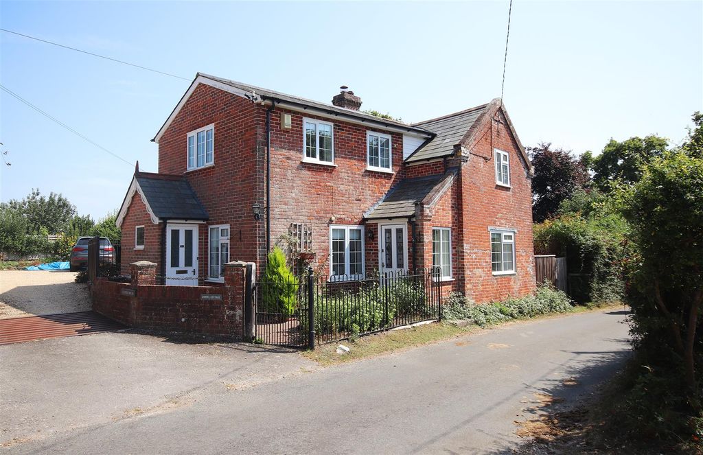 Property photo 1 of 16 Front.Jpg