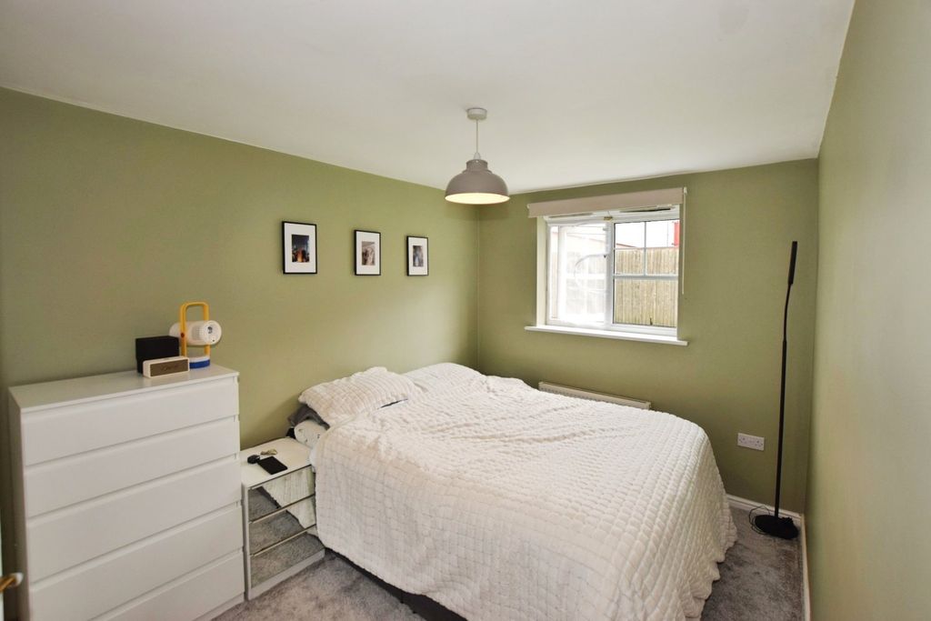 Property photo 3 of 12 Picture No. 16