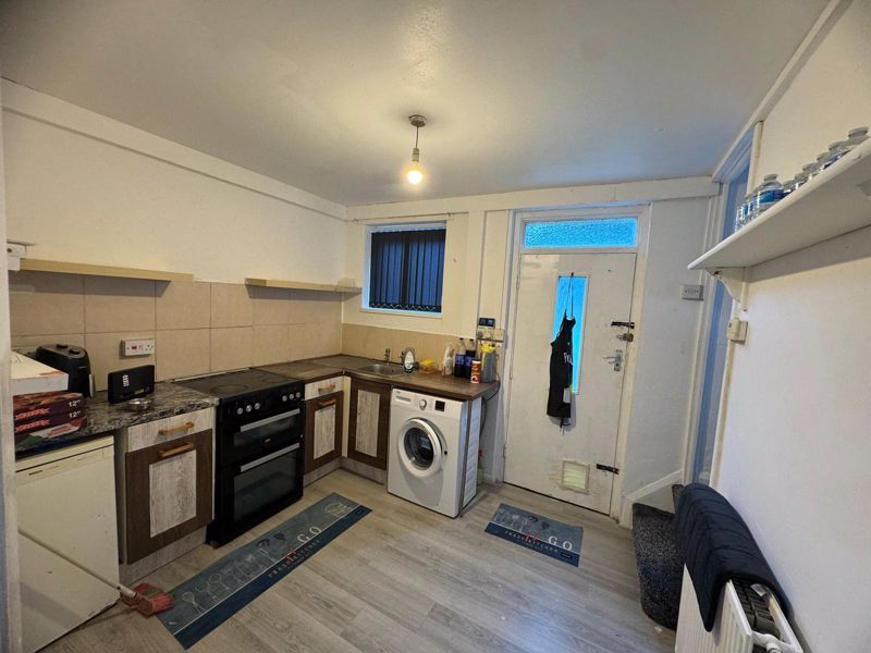 Property photo 2 of 9 Photo 2