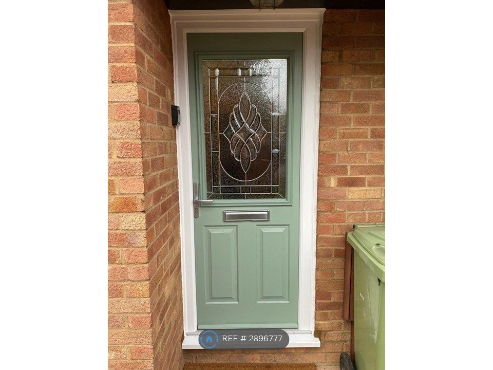 Property photo 2 of 35