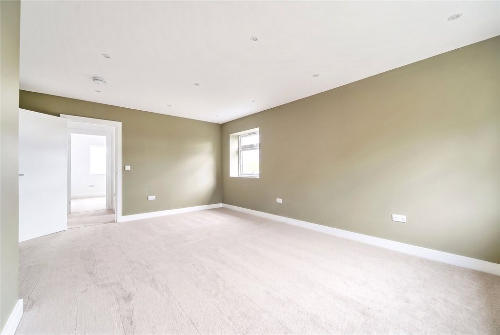 Property photo 3 of 10 Picture No. 03