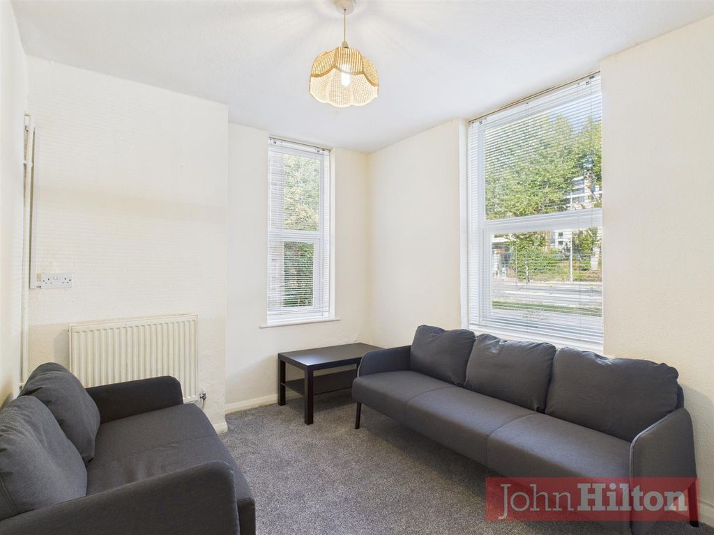 Property photo 2 of 13 Cam02534G0-Pr0554-Still003.Jpg