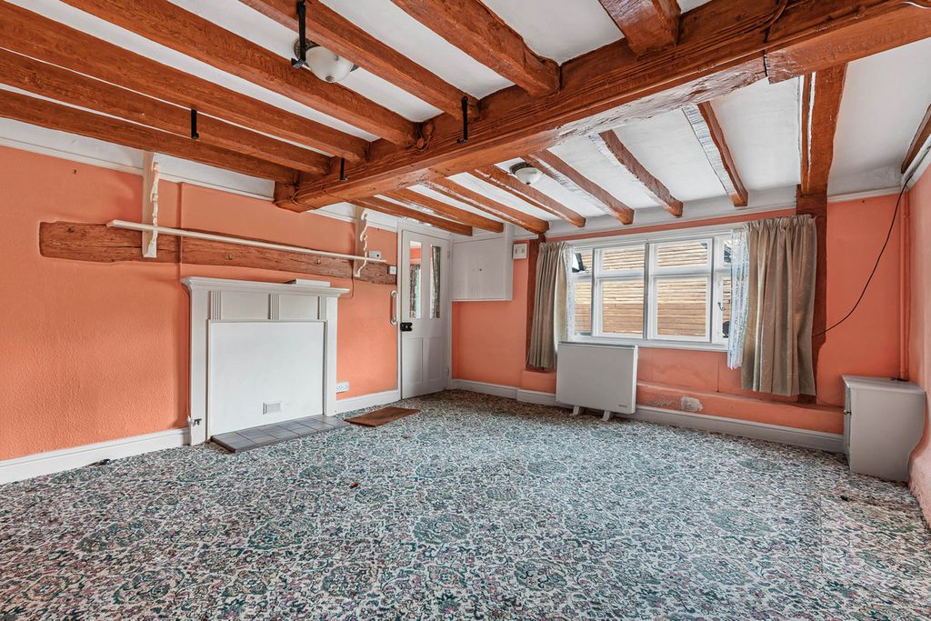 Property photo 3 of 22