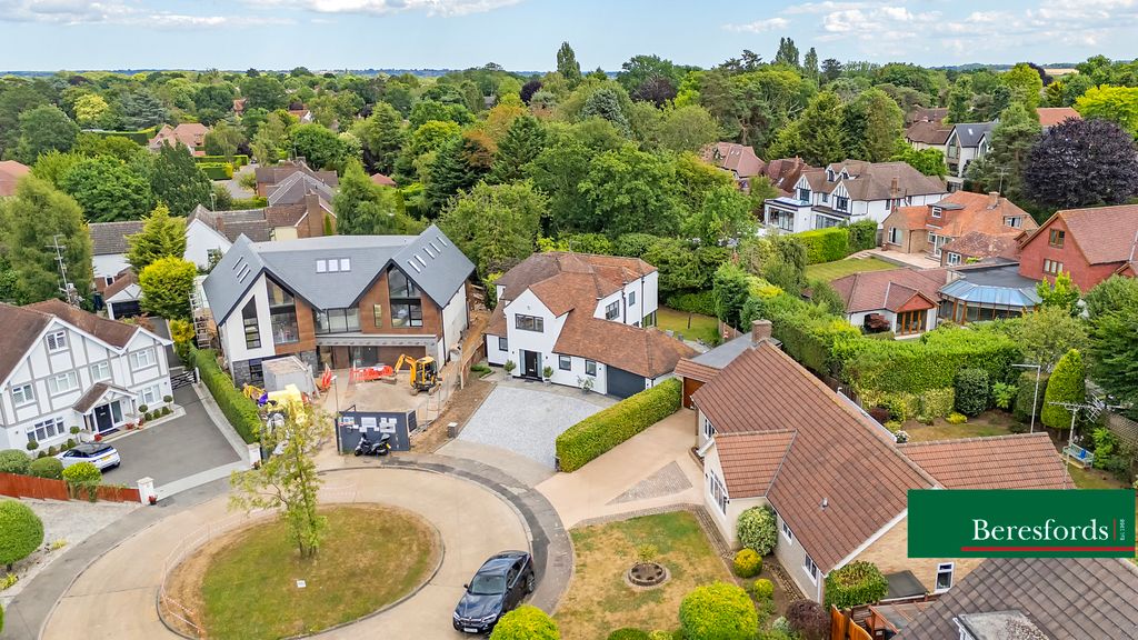 Property photo 2 of 30 Picture No. 03