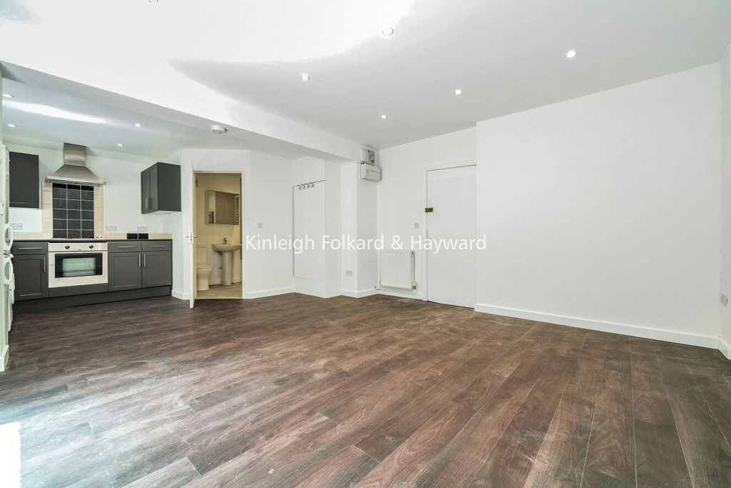 Property photo 2 of 7 Picture No. 01