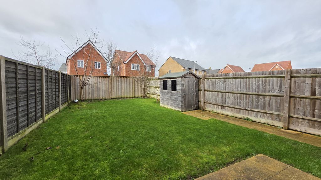 Property photo 3 of 25