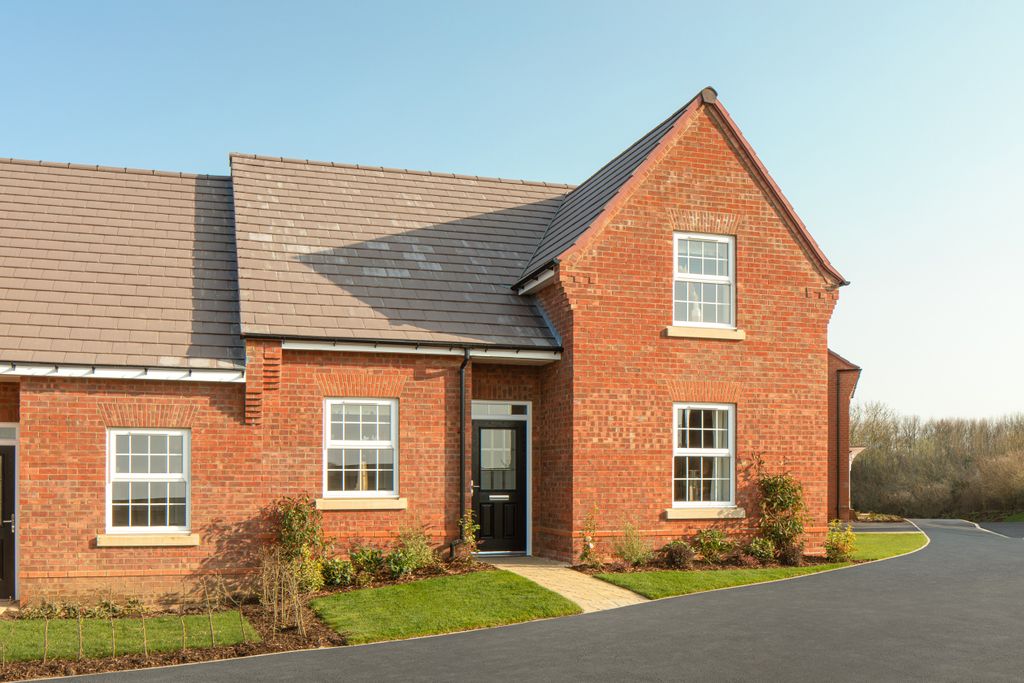 Property photo 1 of 8 Bracebridge External Semi-Detached Bungalow