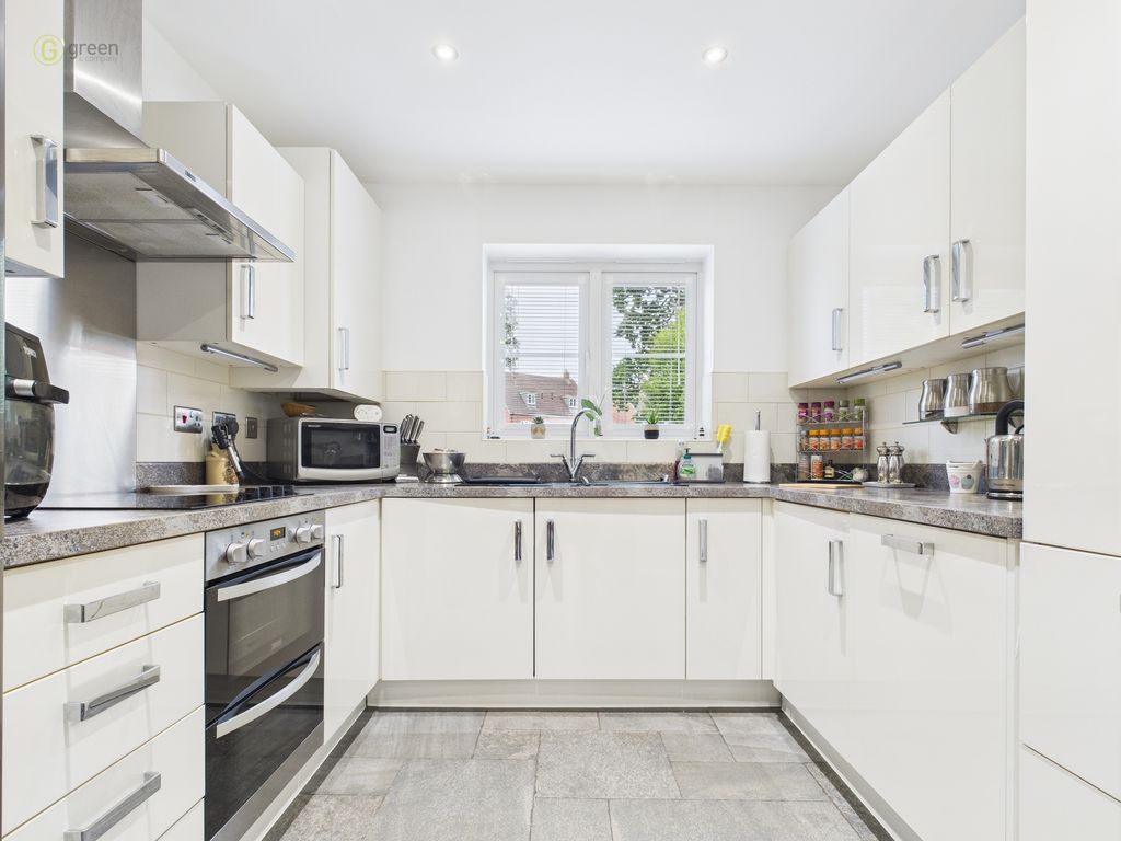 Property photo 3 of 45