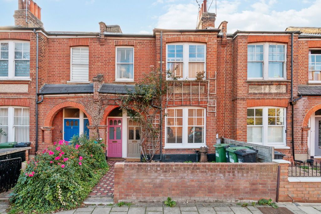 Property photo 2 of 11