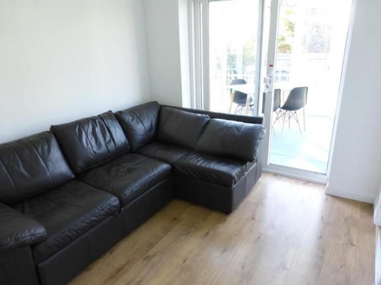 Property photo 2 of 20 Lounge 2.Jpg