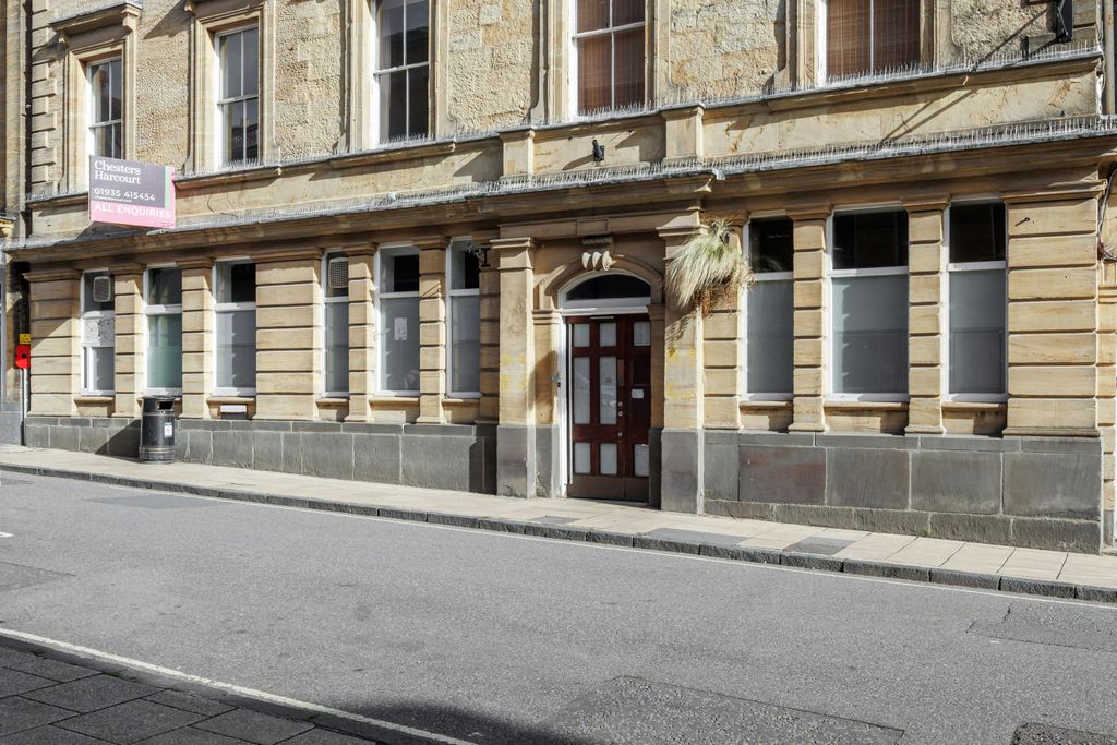 Property photo 3 of 10 Cheap Street 75 08 Of 09.Jpg