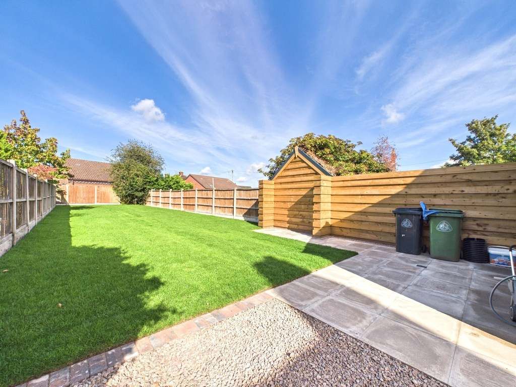 Property photo 2 of 28 Rear Garden