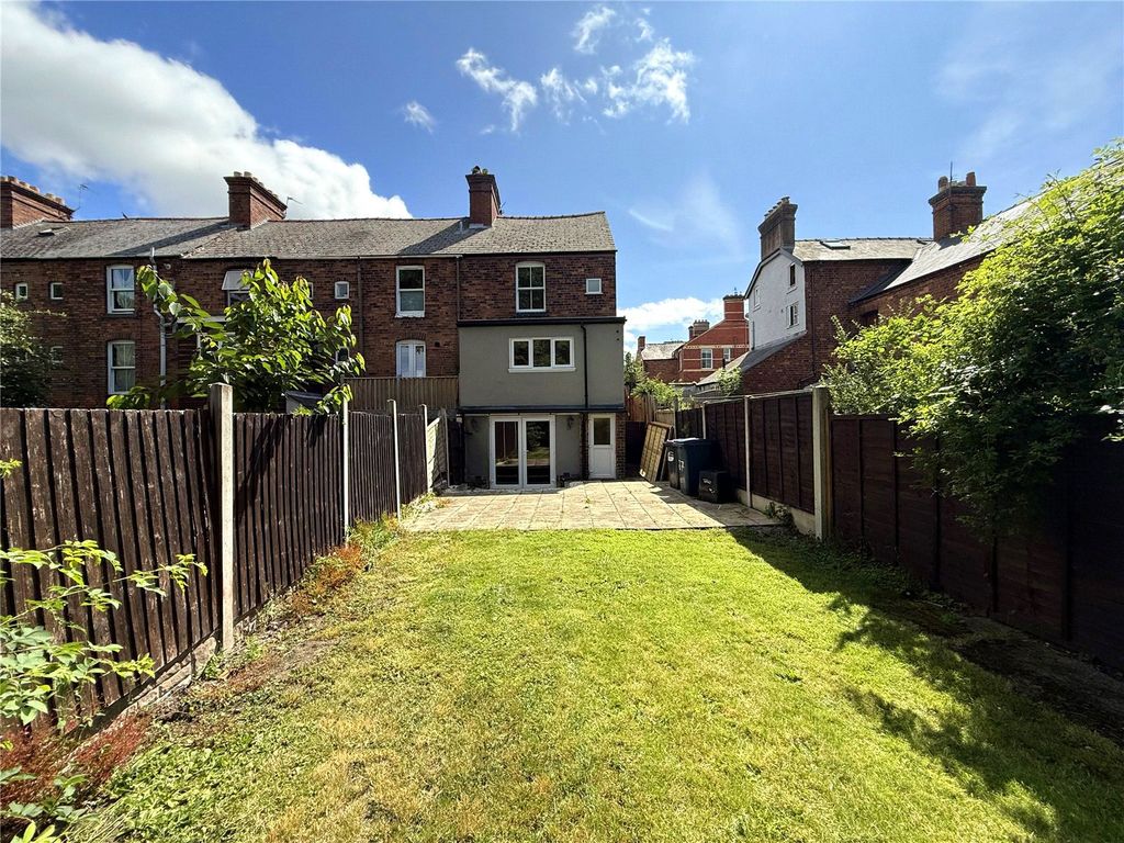Property photo 2 of 22 Picture No. 33