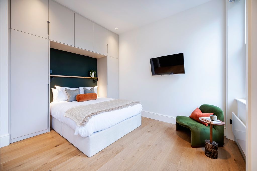 Property photo 1 of 6