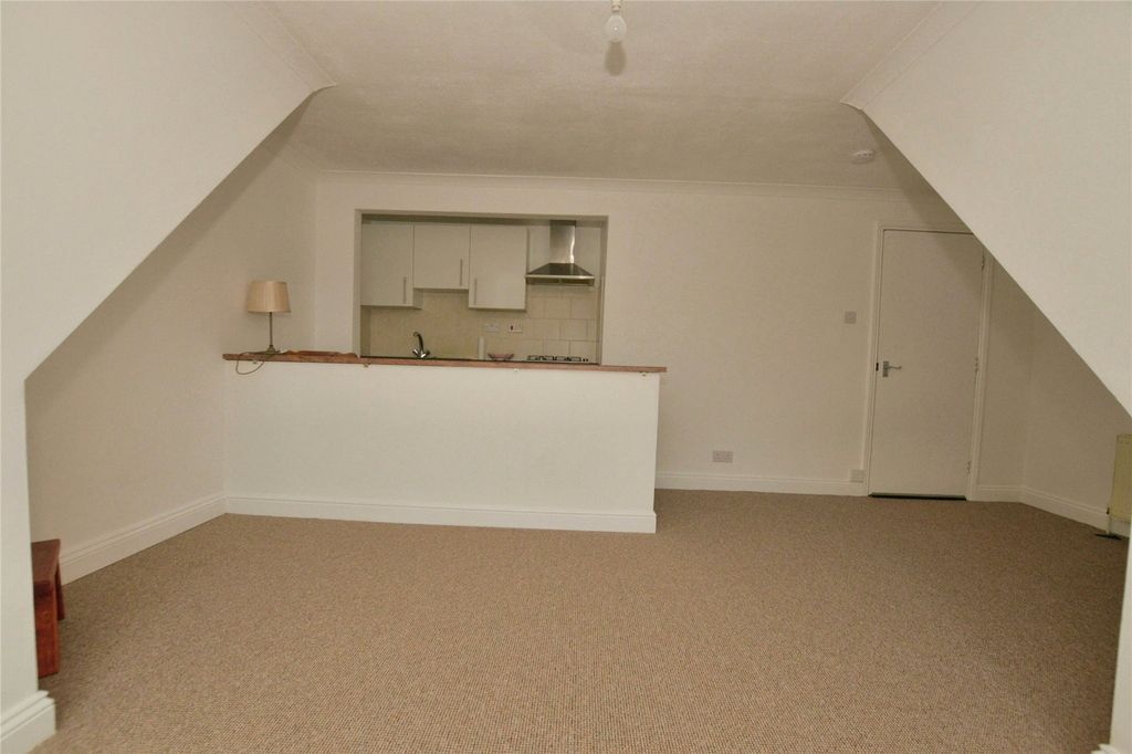 Property photo 3 of 19 Picture No. 22