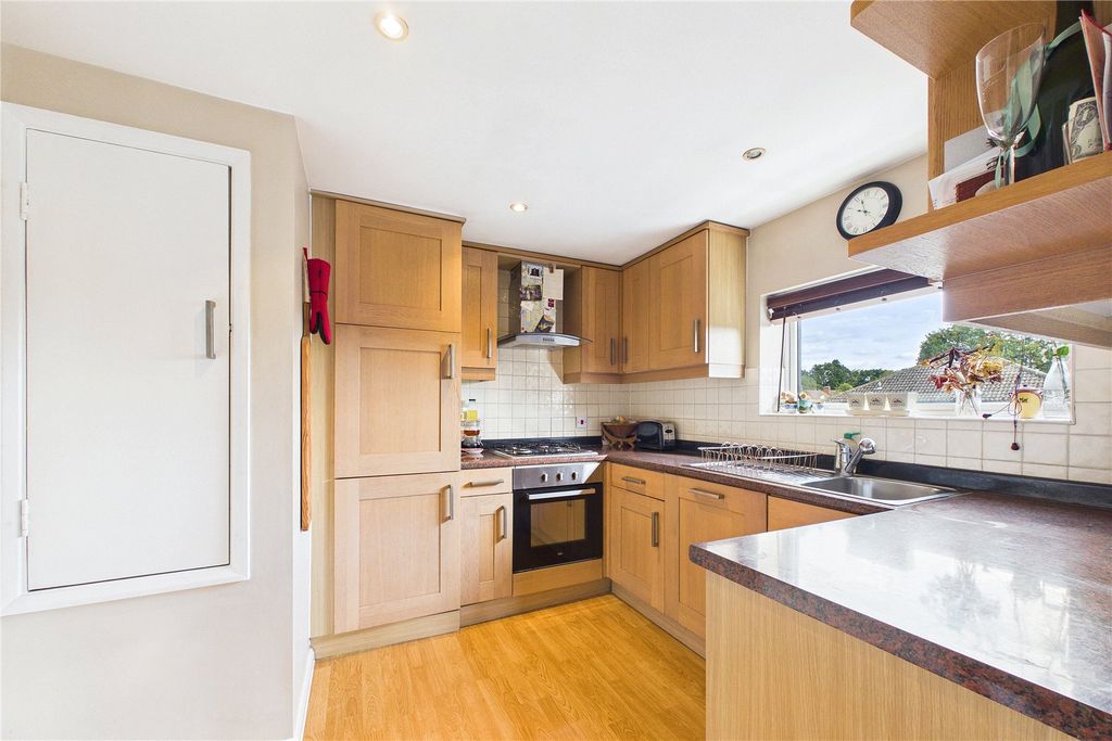 Property photo 3 of 12 Picture No. 06